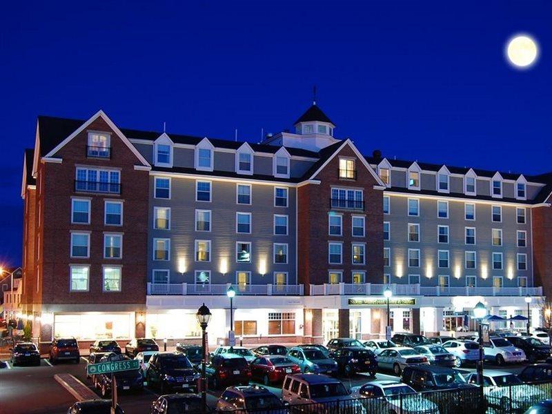 Salem Waterfront Hotel & Suites Exteriör bild