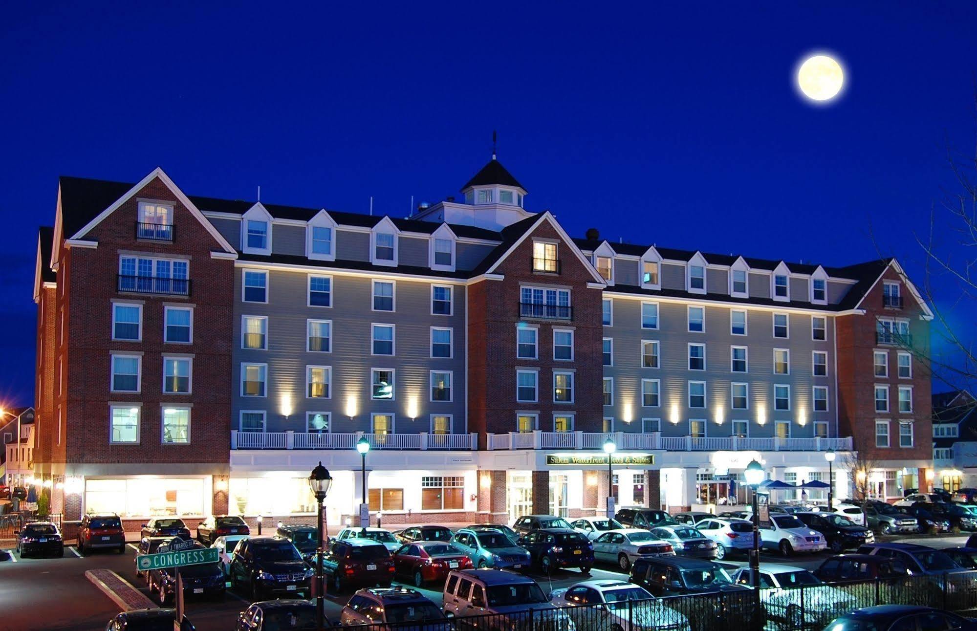 Salem Waterfront Hotel & Suites Exteriör bild